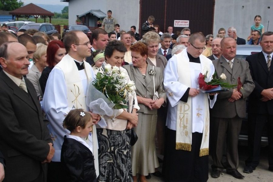 Prymicje ks. Janusza Szpilowskiego, 2010, Strzyganiec, Kościół Podwyższenia Krzyża Świętego na Strzygańcu
