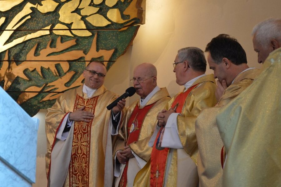 Jubileusz 50-lecia kapłaństwa ks. Józefa Bodzionego, Strzyganiec, Kościół Podwyższenia Krzyża Świętego na Strzygańcu